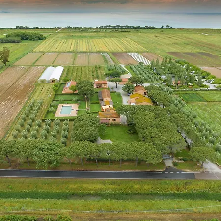 Isolotto - Frassino Farm stay Piombino